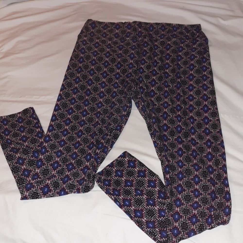 LuLaRoe‎ Tall & Curvy Geometric Design Leggings